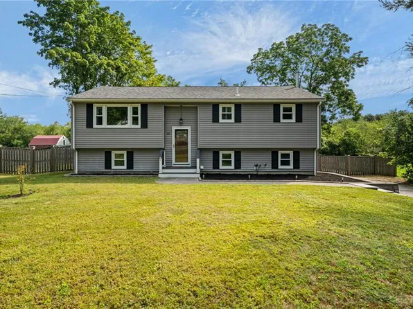 85 Blackrock Rd, Coventry, RI 02816
