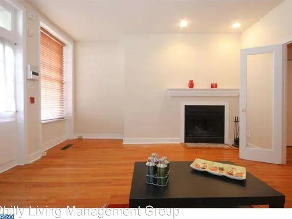 126 Arch St APT 2, Philadelphia, PA 19106