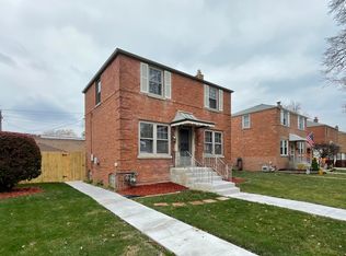 9140 S Troy Ave, Evergreen Park, IL 60805