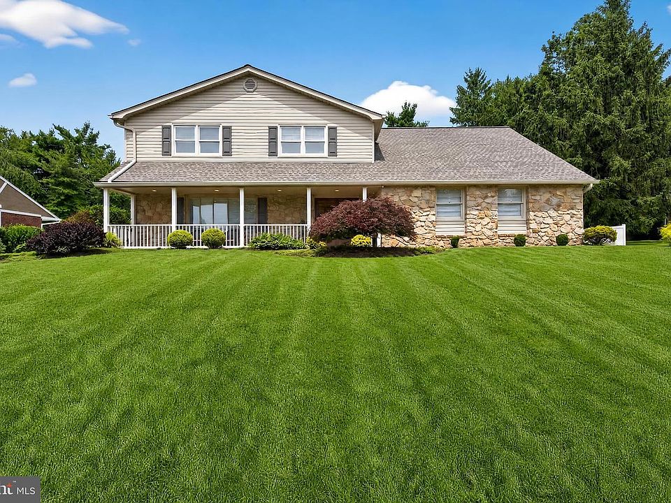 1st image of 3822 Ridgeview Rd