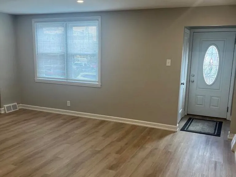 7050 Lynford St #7050 — Photo 3
