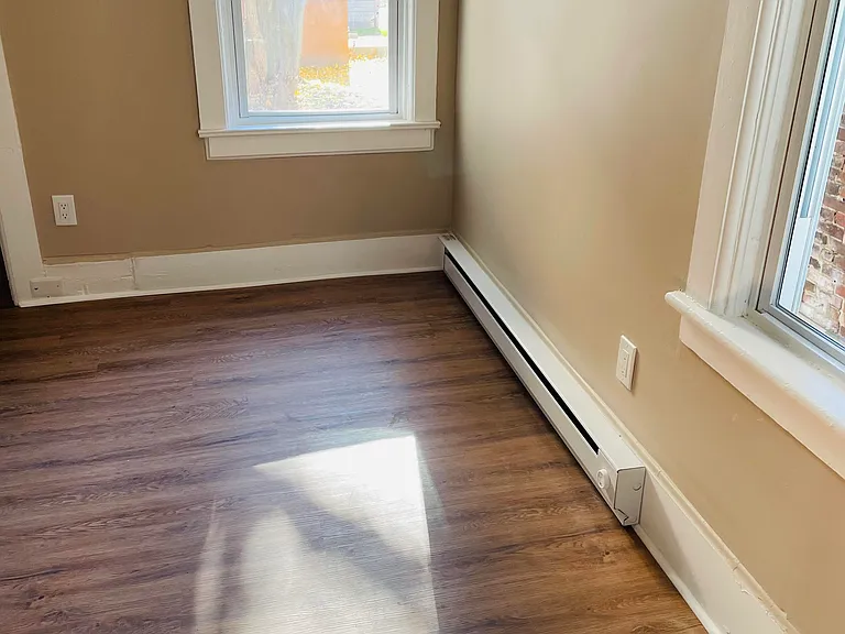 316 E Main St #2 — Photo 9