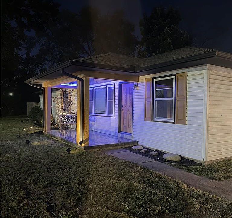 1st image of 1213 S Maguire St