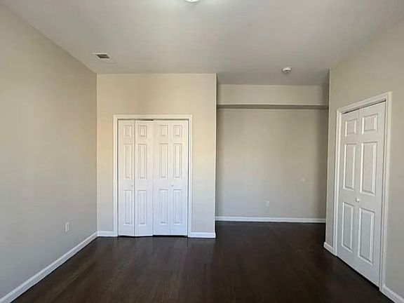 5th image of 79 Tillinghast St #B1