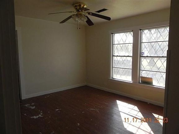4th image of 828 Williams Ave