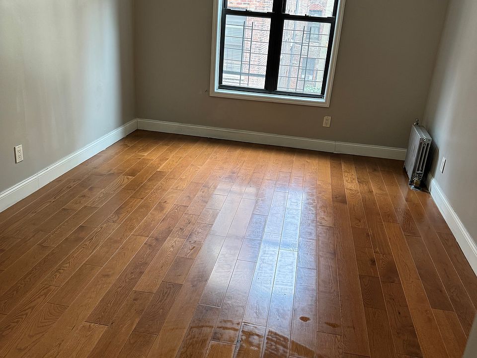 2nd image of 545 W 162nd St APT 35