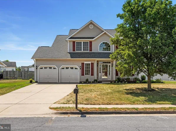 102 Clydesdale Dr, Stephens City, VA 22655