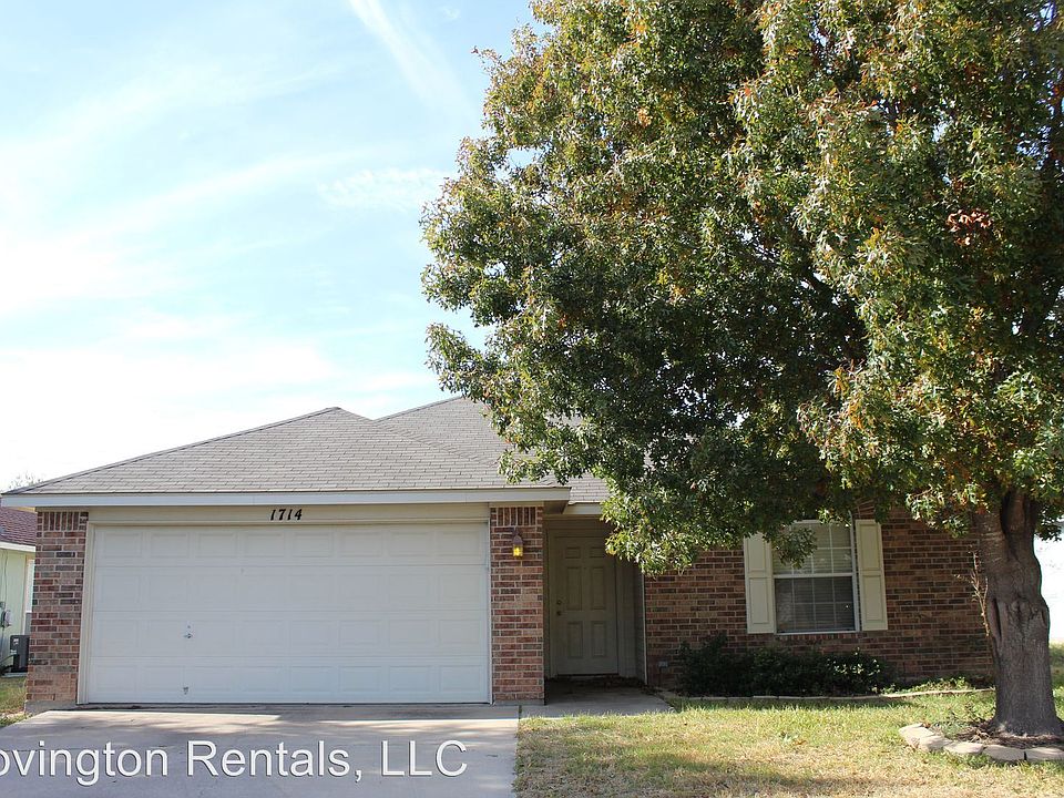 1st image of 1714 Bent Oak Dr