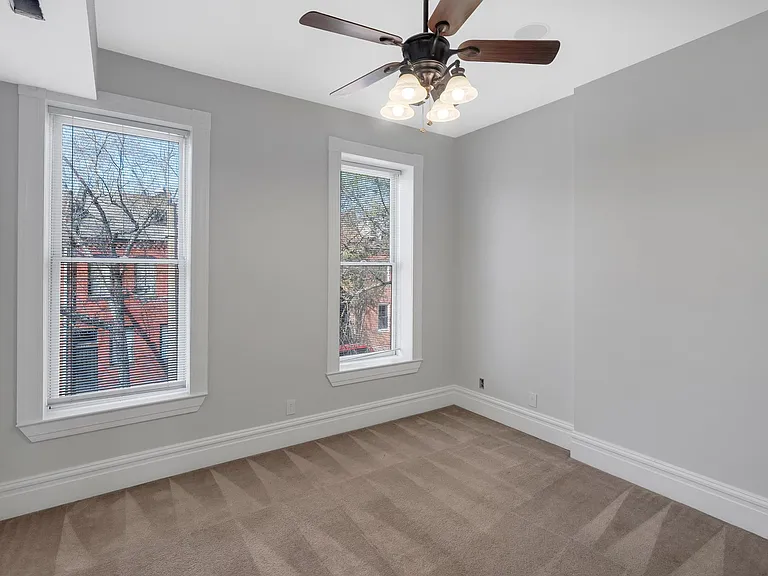 2016 Menard St — Photo 10