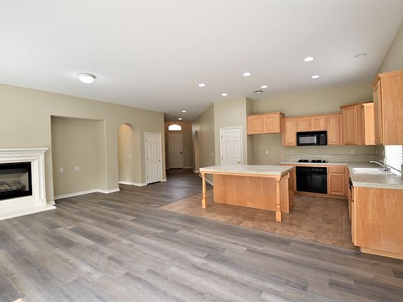 5th image of 4756 Savoie Way