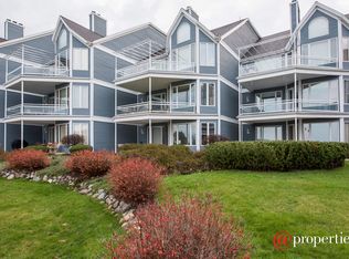 4144 Ridge Rd APT 8, Stevensville, MI 49127