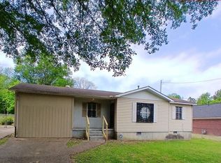 4005 Sewanee Rd, Memphis, TN 38109