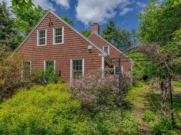 223 Coach Road, Chester, VT 05143