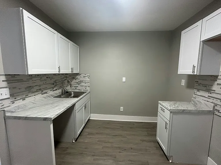 1933 Taylor St #1 — Photo 4