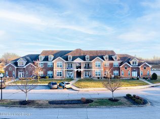 10203 Lark Meadow Dr UNIT 203, Louisville, KY 40291