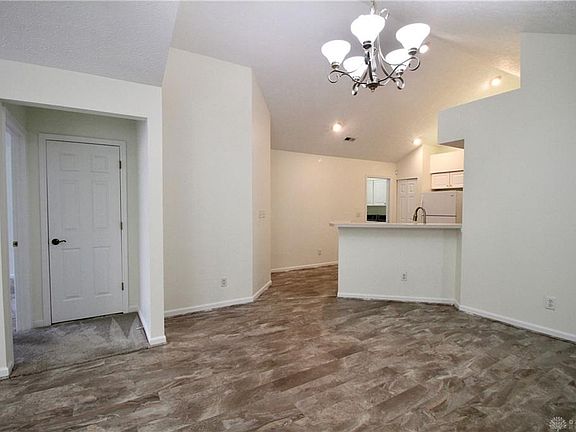 4th image of 1616 Turnberry Village Dr