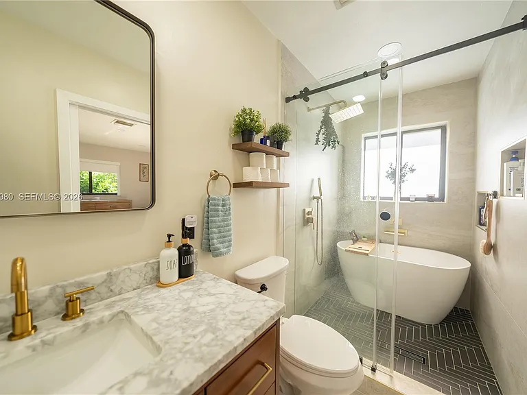 17901 SW 92nd Ct — Photo 24
