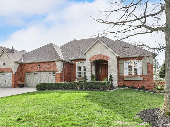 3rd image of 6184 S Riverbend Road