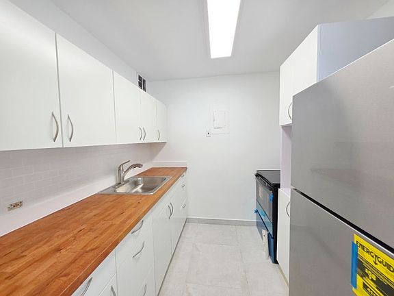 3rd image of Cond Lagos Del Norte 808