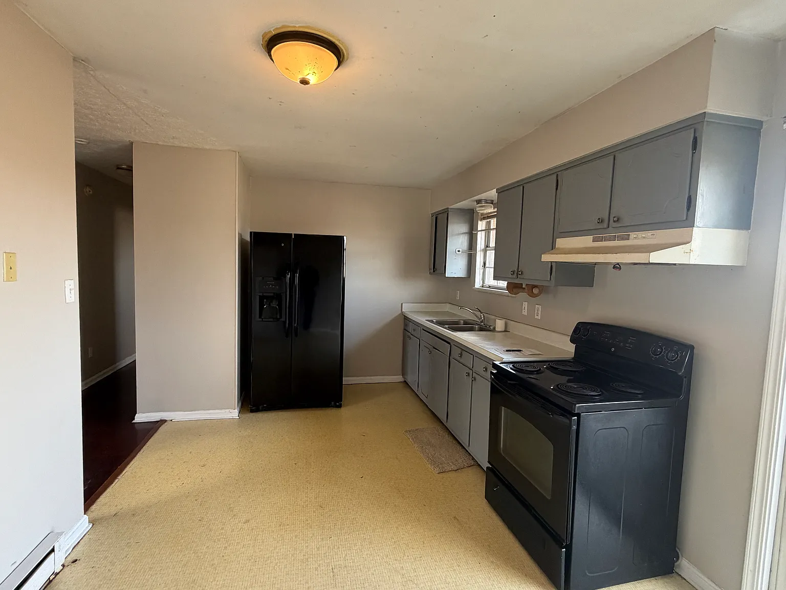 4 bed, 1800 sqft, $1,695 — Photo 4