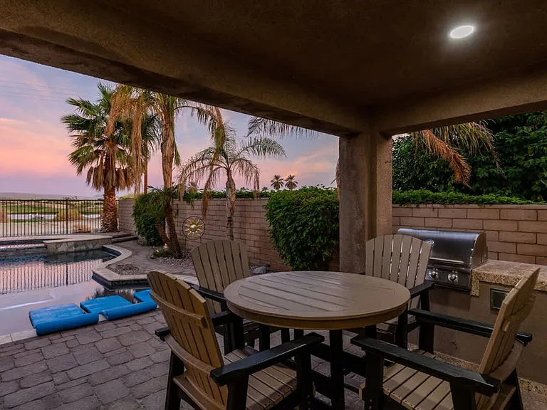 Del Lago Ct — Photo 16