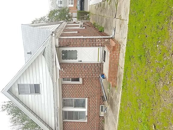 2nd image of 80-14 161st St #1