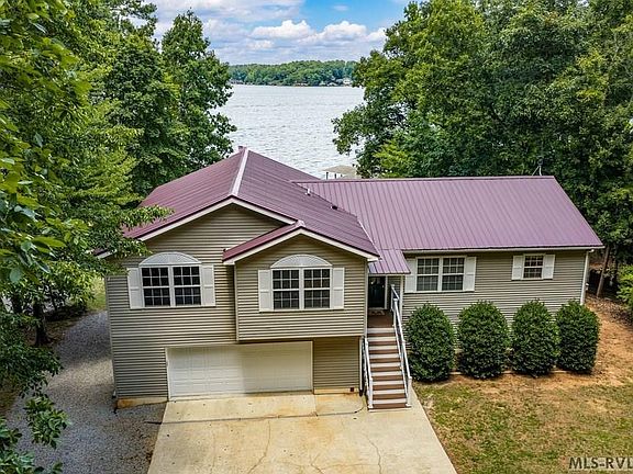 4th image of 108 Dogwood Pointe Dr