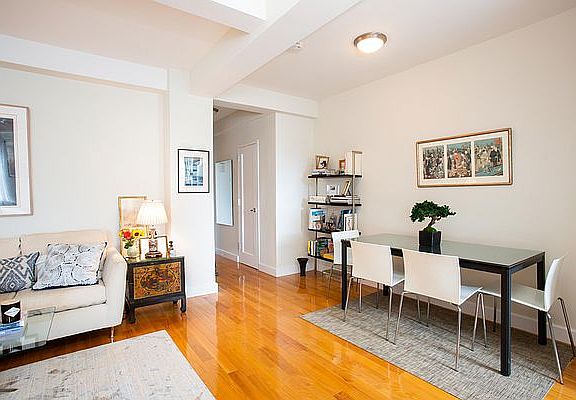 4th image of 20 Park Ave APT 14B