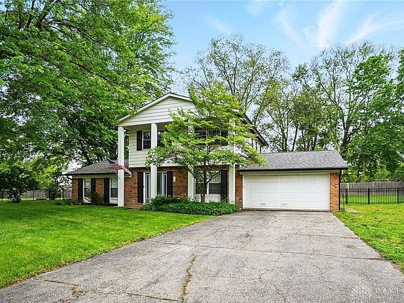 3rd image of 7109 Becky Dr