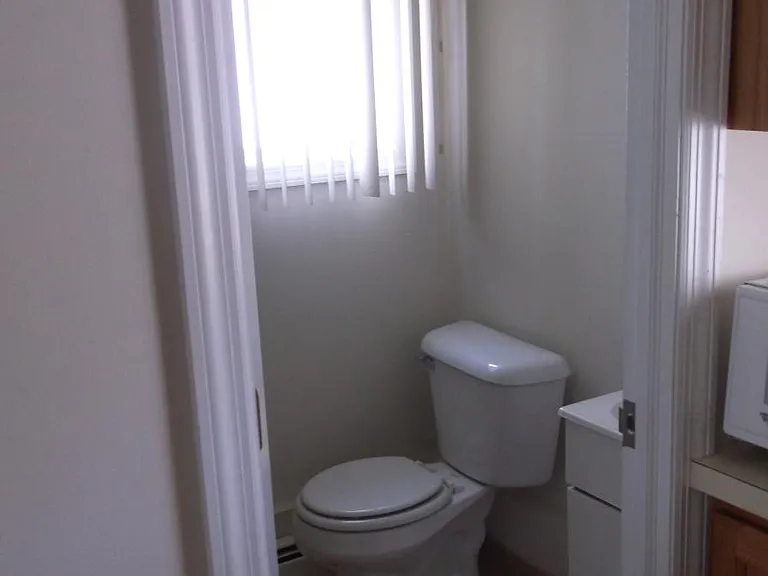 9401 Atlantic Ave #B — Photo 5