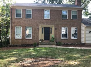 10903 Fox Sparrow Ct, Fairfax, VA 22032