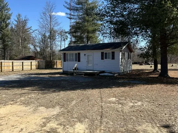 1117 Wildwood Trl, Luzerne, MI 48636