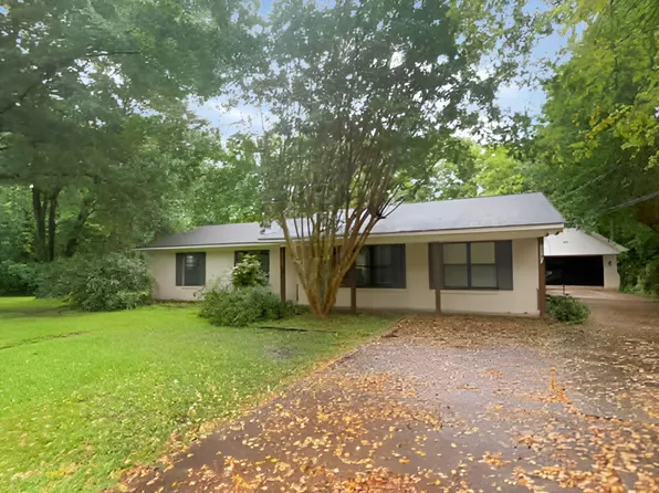 237 Westside Dr, Pontotoc, MS 38863