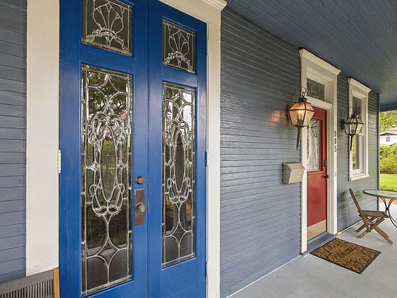 4th image of 905 Pujo St