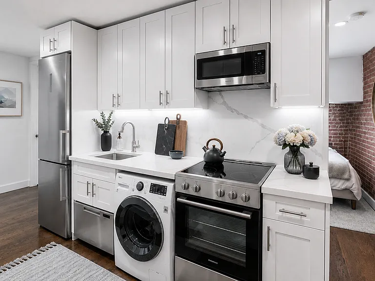 35 Crosby St #5B — Photo 2