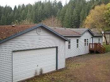 1st image of NE Arcadia Dr
