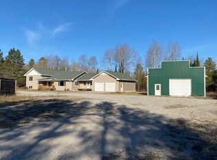 8276 Lovells Rd, Grayling, MI 49738