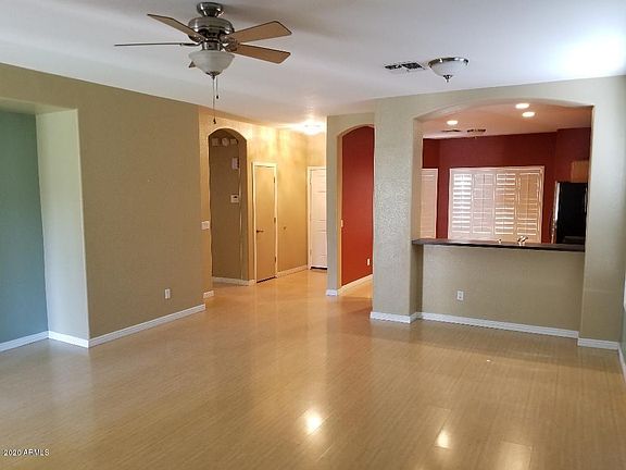 3rd image of 7731 W Louise Dr