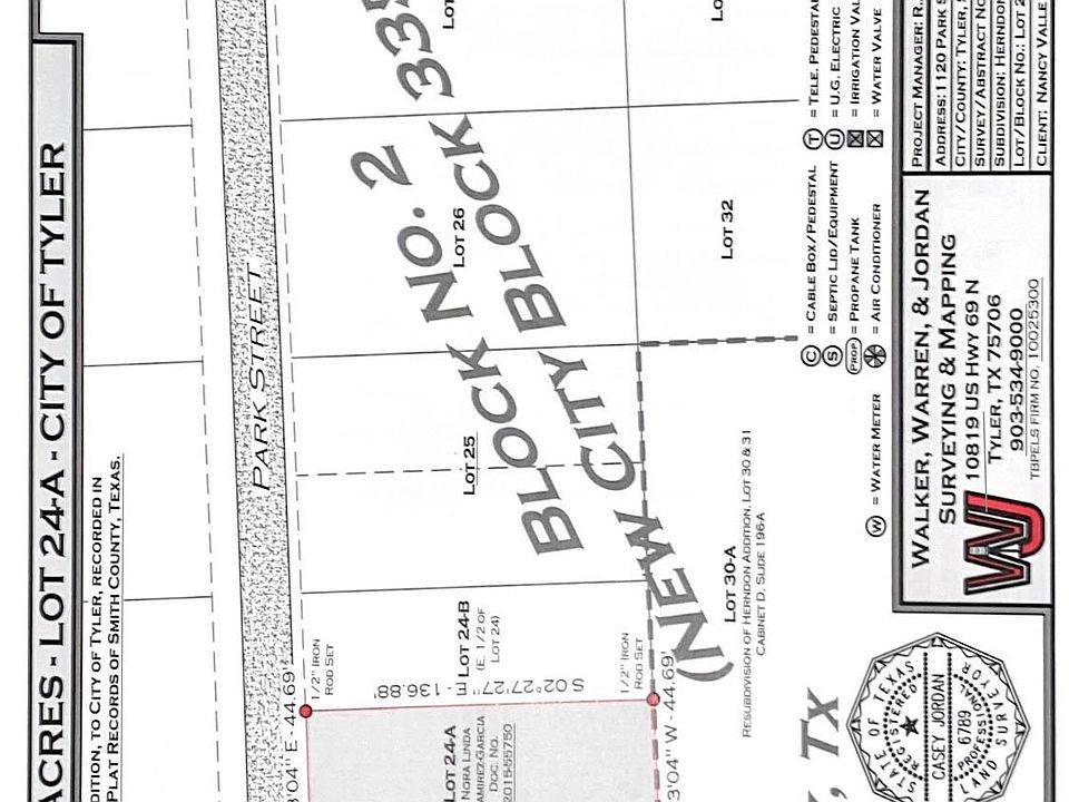 2nd image of 1120 Park St