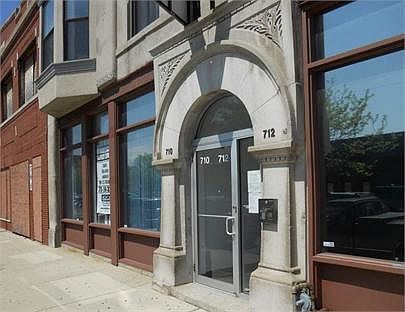 1st image of 710 E 47th St #10999375