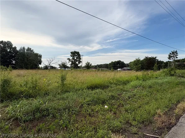 Na N Dogwood St, Sallisaw, OK 74955