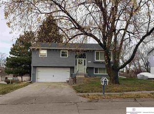 3010 Columbus Ave, Bellevue, NE 68005