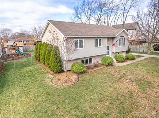 9218 Meade Ave, Oak Lawn, IL 60453
