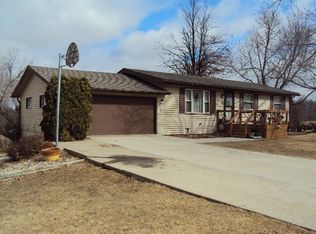 1005 Circle Dr, Adair, IA 50002