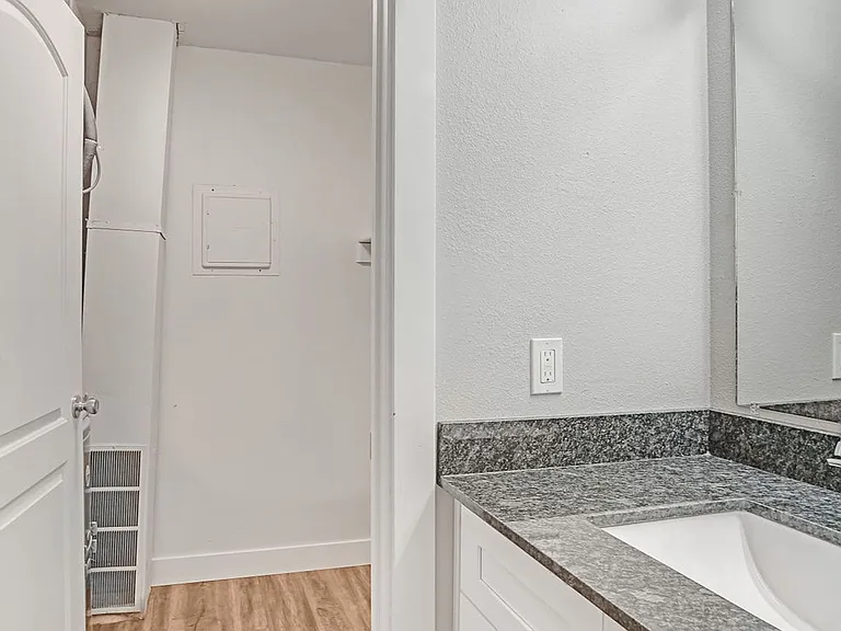 25 N Orchard Dr — Photo 26