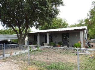 347 2nd St, Quemado, TX 78877