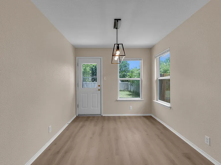 111 David Dr — Photo 11