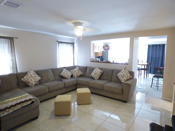 4th image of 4117 Periwinkle Ave