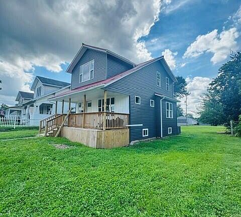3rd image of 35 Magnolia Ave