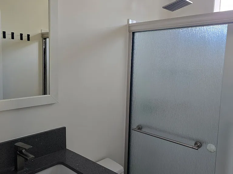 15421 S Williams Ave #1/2 — Photo 9